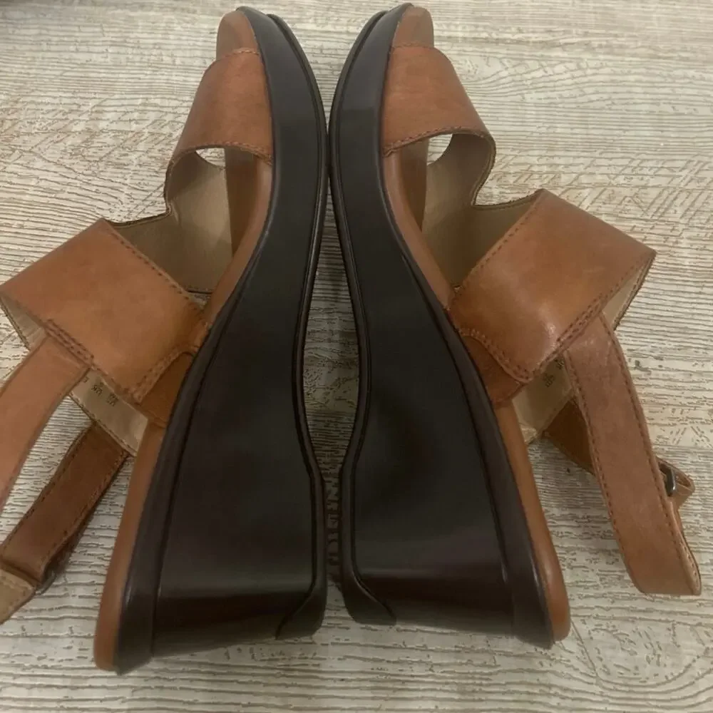 Naturalizer Valerie Brown Leather Wedge Slingback Sandals 8 Neutral Comfort